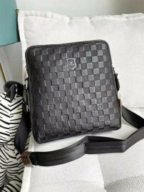 Picture of LV Mens Bags _SKUfw117516597fw
